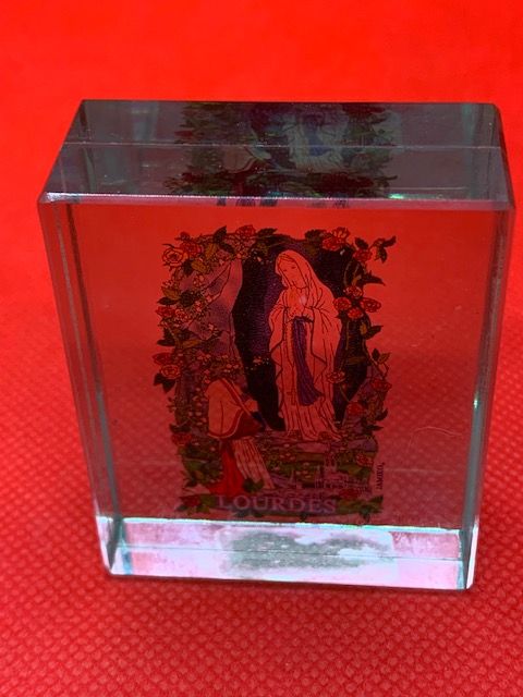 Glass paperweight with image of the apparition