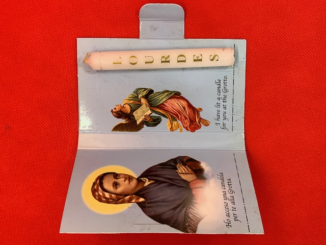 Small candle of Lourdes. 9,5 cm